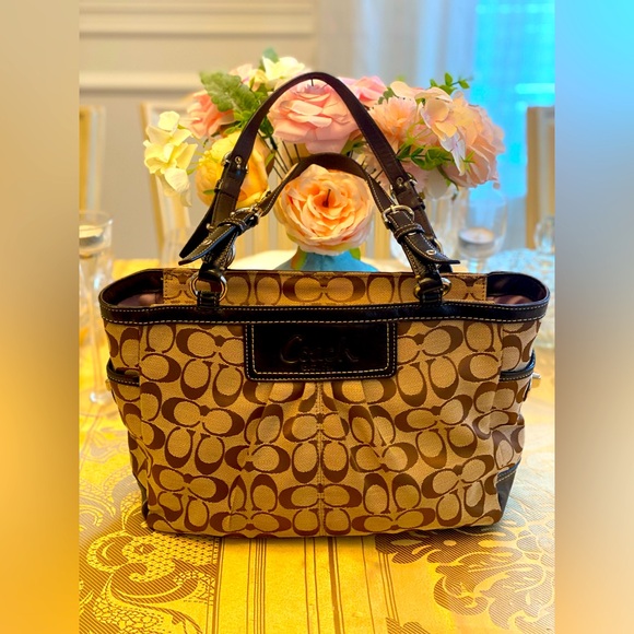 Coach vintage canvas monogram bag - Picture 1 of 8